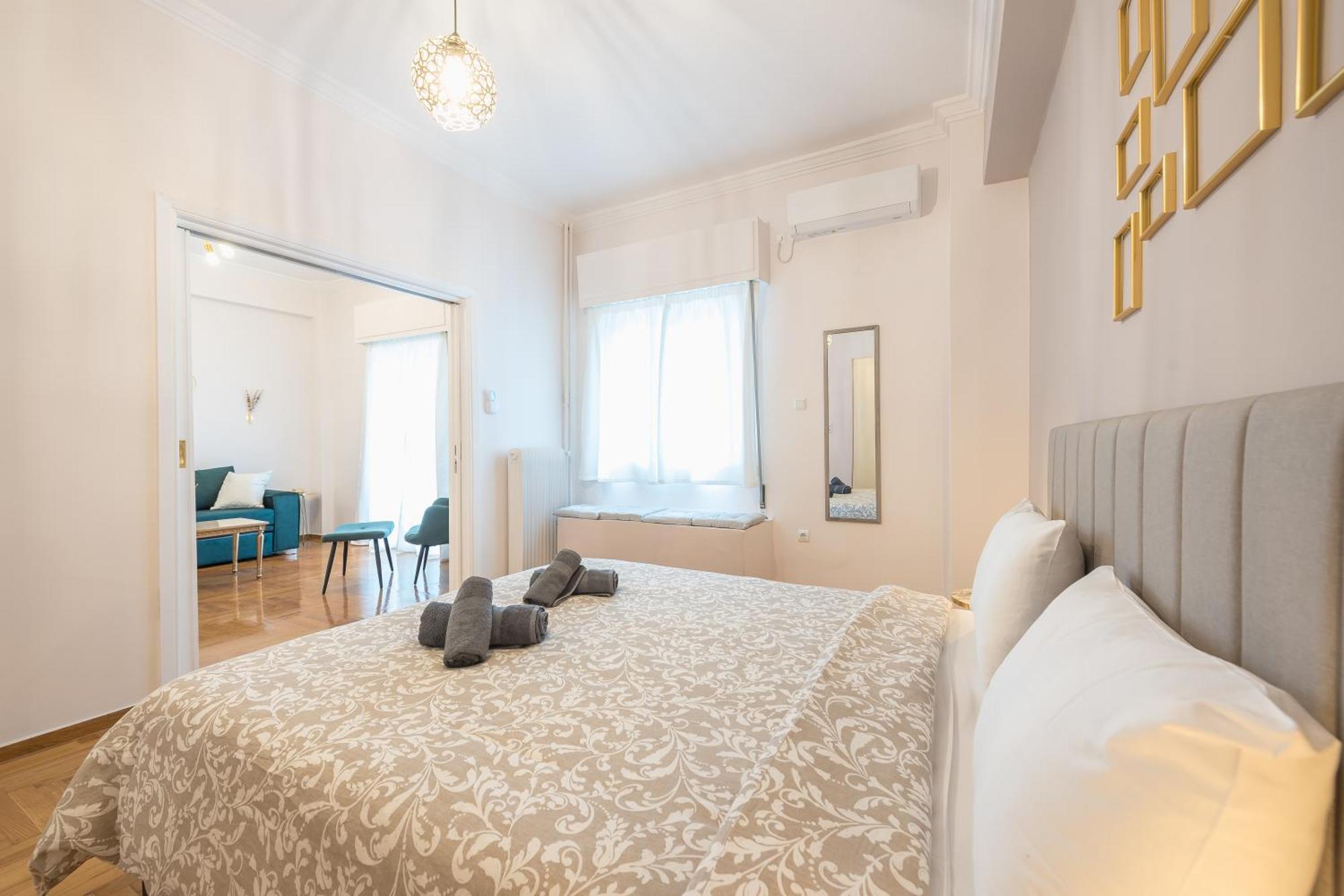 Golden Comfort By Greece Apartments 아테네 외부 사진